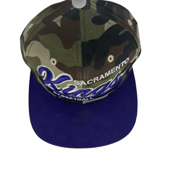 Mitchel and Ness camo Sacramento Kings hat - Picture 2 of 5
